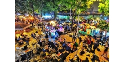 成都“網(wǎng)紅三色路夜市”突然關(guān)閉，相關(guān)部門：違停油煙等擾民